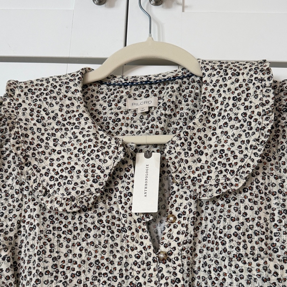 Pilcro Black and White Floral Blouse - Picture 3 of 6